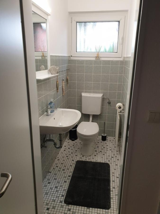 Ferienwohnung Voelker, Wenige Schritte Zum Meer, Wlan, 3 Sz, Kinder Geeignet, Sackgasse, Horumersiel - Nordsee, Erdgeschoss Schillig Exterior photo